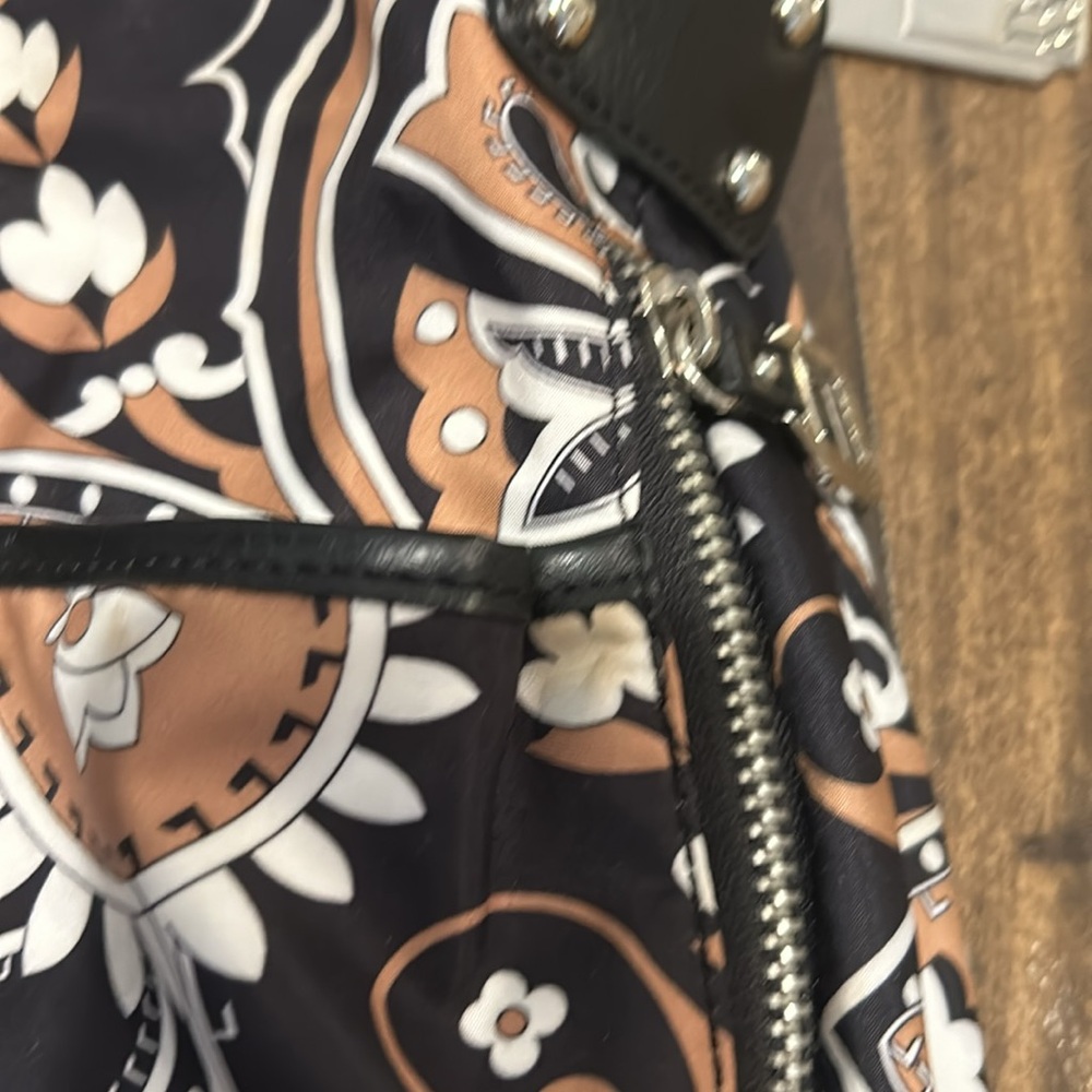 Tyler Rowan Purse 👜 - Picture 9 of 9